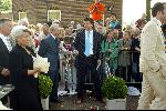 Heesch/Geffen 10 Juli 2004
Trouwen Ruud v Nistelrooy met zijn Leontien Slaats
Ronald Waterreus met familieleden bruidspaar