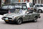 Amsterdam  27juli 2004
Sander Foppele in zijn MG Cabrio