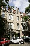 Amsterdam  27juli 2004
Huis  Simone Kleinsma  en Guus Verstraete