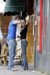 Amsterdam 1 juli 2004
Xander de Buisonje met  Marie (duits fotomodel) op v Baerlestraat