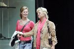 Amsterdam 27 juli 2005
Anita Meier aan het winkelen op de pc hooftstraat met haar dochter Patty.