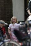 Amsterdam 13 juli 2005
Prinses Marilene met Anna v Vollenhoven (huilend) Lucas v Vollenhoven en kinderwagen met Felicia