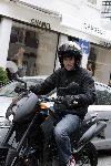 Amsterdam 22 juli 2005
Daniel Boissevain op zijn KTM moter op de pc hooftstraat