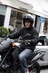Amsterdam 22 juli 2005
Daniel Boissevain op zijn KTM moter op de pc hooftstraat