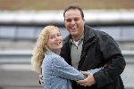 Schiphol 24 juli 2005
Frans Bauer vertrekt naar Zuid Afrika. Mariska brengt hem weg.