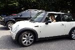 Hierden 15 juli 2005
Jasmine Sendar trouwen met Rutger Fahrner.
Froukje de Both in mini cooper