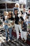 Amsterdam 10 juli 2005
Premiere Zoop in Tuschinski.
Marco Borsato met Leontine Borsato en Luca Senna en jada