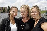 Amsterdam 19 juli 2005
Perspresentatie SBS6 Net5 en Veronica .
Marlayne  met Selma v Dijk en Maureen du Toit