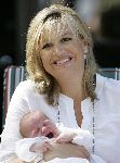 Wassenaar 17 juli 2005
Fotomoment met Maxima Amalia Prins Willem Alexander en Alexia bij hun woning 