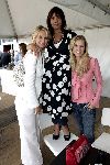 Amsterdam 19 juli 2005
Perspresentatie SBS6 Net5 en Veronica .
Het nieuwe shownieuws presentatie team Anouk Smulders Nada v Nie en Nance Coolen