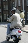 Amsterdam 13 juli 2005
Ruud Gullit met zijn zoon Maxim op vespa scooter