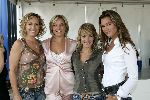 Amsterdam 19 juli 2005
Perspresentatie SBS6 Net5 en Veronica .
Fleur v d Kieft en Quinty Trustfull Tanja Jess en Gallyon v Vessem