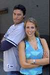 Amstrdam 24 juli 2001
Perspresentatie van SBS 6 , V8 en Net 5.
Poal van een rug te ver van V8 en Vivian Reys