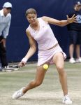 Rosmalen, 22 Juni 2006 Tennis Ordina Open 2006 Brenda Schultz verliest in de kwartfinale met 6-3 en 6-4 van Dinara Safina
© Foto Edwin van Zandvoort