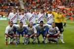 Eindhoven, 2 Juni 2006 Vriendschappelijke interland op weg naar het WK 2006 tussen Nederland-Mexico, eindstand 2-1
staande v.l.n.r.: Jan Kromkamp, John Heitinga, Hedwiges Maduro, Robin v Persie, Khalid Boulahrouz, Henk timmer.
Gehurkt v.l.n.r.: Denny Landzaat, Wesley Sneijder, Tim de Cler, Ryan Babel en Dirk Kuyt
© Foto Edwin van Zandvoort