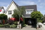 Uitgeest 5  juni 2006
Ooievaar voor het huis van rafael v d Vaart en Sylvie Meis na geboorte van hun zoon Damian