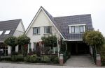 Uitgeest 16 Oktober 2002 Nieuwe huis Rafel v d Vaart en Silvie Meis