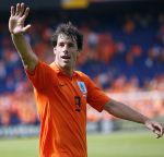 Rotterdam, 5 Juni 2006 Laatste oefeninterland nederlands elftal op weg naar het WK 2006 in Duitsland.
Nederland-Australie, eindstand 1-1
Ruud v Nistelrooy blij na zijn doelpunt
© Edwin van Zandvoort
