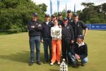 Valkenswaard, 4 Juni 2006
Finaledag KLM Ladies Open 2006 Eindhovensche Golf
De winnares uit Frankrijk, Stephanie Arricau met de greenkeepers van de Eindhovensche golf
