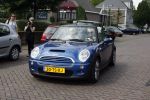Vlijmen en Loon op Zand 18 juni 2007
Cabrio Rally van Beau monde . Caroline Tensen met Lotte in mini cooper cabrio