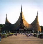 Kaatsheuvel 2007
Attractiepark De Efteling
Huis van de Vijf Zintuigen 
Hoofdentree