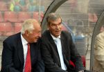 Eindhoven 6 augustus 2002



Opening PSV stadion met de oud spelers 1988
Kees Ploegsma en dr v Brekel

Peter Smulders bv