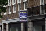 Amsterdam 11 mei 2007
Gijs Staverman gaat met een vrouw naar een winkelpand kijken.