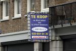 Amsterdam 11 mei 2007
Gijs Staverman gaat met een vrouw naar een winkelpand kijken.