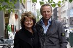 Amsterdam 12 mei 2007
Gordon winkelend op de pc hooftstraat met Christine Kroonenberg . Op straat kwam hij 4 dames tegen met by Gordon shirts.