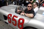 Brescia 17 mei 2007
Start van de 80e mille miglia. State of art is daar een van de sponsors. Jochem Mass in de mercedes 300 slr waarmee Stirling Moss het record heeft  gereden