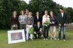 Eindhoven, 29 Juni 2007
Stichting Jeugdgolf Eindhoven ( Jeugdtour )
Voor de 18e maal gespeeld op de golfbanen van Welschap, Best, De eindhovensche, Haviksoord en Tongelreep. Op de foto voor de 2e maal winnaar Junior Smulders (midden ) en het het team van GC Best die het klassement won. Verder op de foto Frans v Engelen en Anne v d Bosch