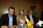 Amsterdam 7 juni 2007
De ouders van de ontvoerde Madeleine Mc Cann geven persconferentie in het Hilton. Gerry en Kate Mc Cann zijn op doorreis in Europa om overal aandacht te krijgen voor de ontvoering.