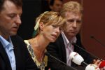 Amsterdam 7 juni 2007
De ouders van de ontvoerde Madeleine Mc Cann geven persconferentie in het Hilton. Gerry en Kate Mc Cann zijn op doorreis in Europa om overal aandacht te krijgen voor de ontvoering.