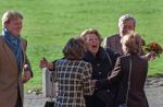 Apeldoorn, 3 Januari 1998
Koningin Beatrix verwelkomt haar twee zussen Prinses Margriet en Prinses Irene, verder haar zoon Prins willem alexander en haar man Prins Claus