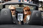 Vlijmen en Loon op Zand 18 juni 2007
Cabrio Rally van Beau monde . Leontine Borsato met Astrid in Porsche cabrio