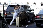 Schiphol 20 juni 2007
Rossana Lima zwanger brengt haar vriend Patrick Kluivert naar Schiphol. Patrick gng naar Dubai voor een voetvolley tournooi.