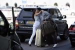 Schiphol 20 juni 2007
Rossana Lima zwanger brengt haar vriend Patrick Kluivert naar Schiphol. Patrick gng naar Dubai voor een voetvolley tournooi.