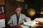 Utrecht 23 mei 2007
Advocaat Piet Doedens met sigaret op zijn kantoor.