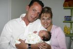 Capelle aan de Ijssel 12 juni 2007
Rob Geus met zijn vrouw en hun baby / dochter Esmee.