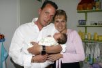 Capelle aan de Ijssel 12 juni 2007
Rob Geus met zijn vrouw en hun baby / dochter Esmee.
