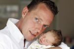 Capelle aan de Ijssel 12 juni 2007
Rob Geus met zijn vrouw en hun baby / dochter Esmee.