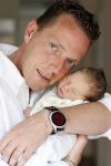 Capelle aan de Ijssel 12 juni 2007
Rob Geus met zijn vrouw en hun baby / dochter Esmee.