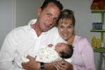 Capelle aan de Ijssel 12 juni 2007
Rob Geus met zijn vrouw en hun baby / dochter Esmee.