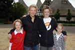 Kaatsheuvel 17 juni 2007
Bn ers in de efteling. Thomas Berge met broer?