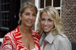 Naarden 21 mei 2007
Presentatie boek Supermom's stijlgids van Vivian Ewbank Reijs in het Arsenaal. Met moeder Meddy Claus