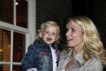 Naarden 21 mei 2007
Presentatie boek Supermom's stijlgids van Vivian Ewbank Reijs in het Arsenaal.