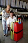 Schiphol 19 juni 2007
Wolter Kroes en zijn vrouw Tessa vertrekken vanaf Schiphol voor hun huwelijksreis naar Aruba.