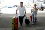 Schiphol 19 juni 2007
Wolter Kroes en zijn vrouw Tessa vertrekken vanaf Schiphol voor hun huwelijksreis naar Aruba.