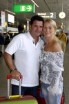 Schiphol 19 juni 2007
Wolter Kroes en zijn vrouw Tessa vertrekken vanaf Schiphol voor hun huwelijksreis naar Aruba.