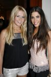 Amsterdam 15 mei 2007
Yolanthe Cabau v Kasbergen en Monique Smit bij de fhm verkiezing babe v h jaar.